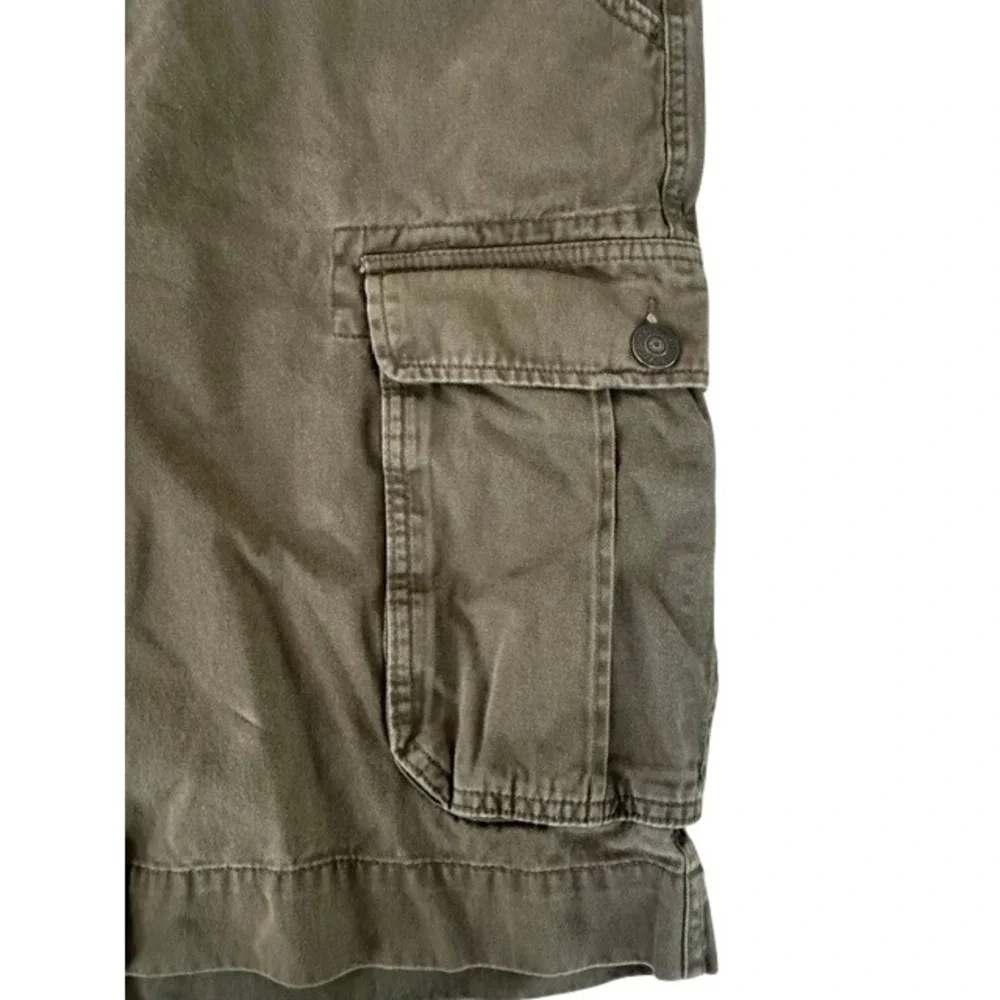 True Religion Mens Cargo Shorts Size 33 Olive Green Cotton Utility World Tour